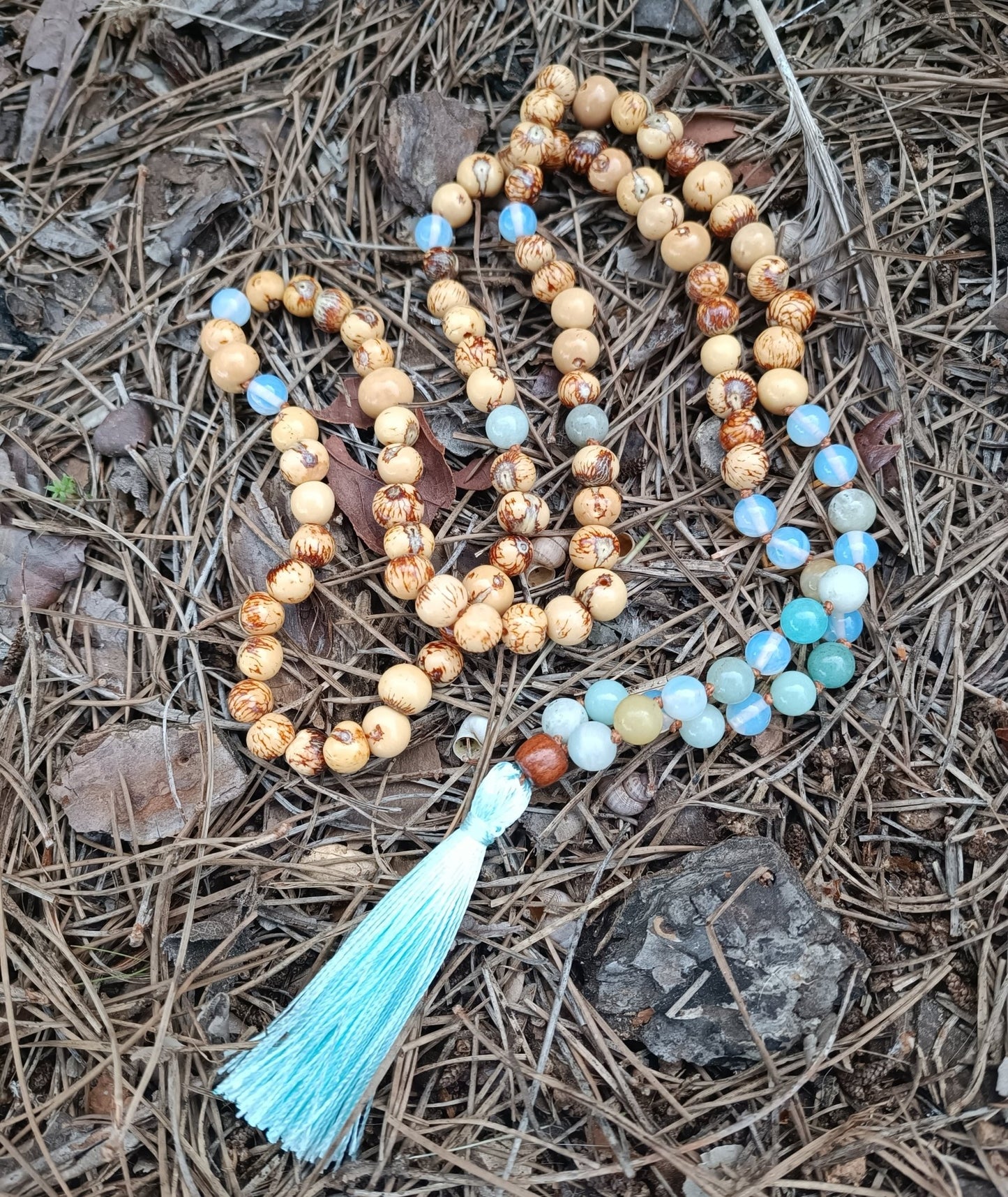 Japa Mala de Amazonita y Piedra Lunar: Para la calma, la claridad y una conexión profunda