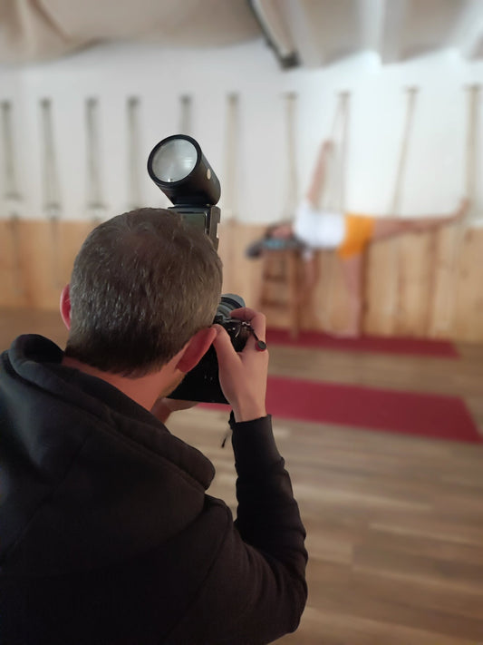 A Delightful Yoga Photoshoot at Ioga Sants Connecta´t in Barcelona