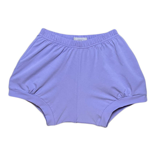 The Tradition of Shorts in Iyengar Yoga: A Blend of History and Practicality