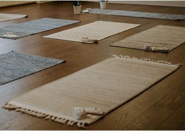 natural yoga rugs mats