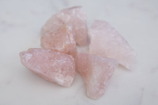 The Healing Power of Quartz Gems: Unveiling the Energies Within
