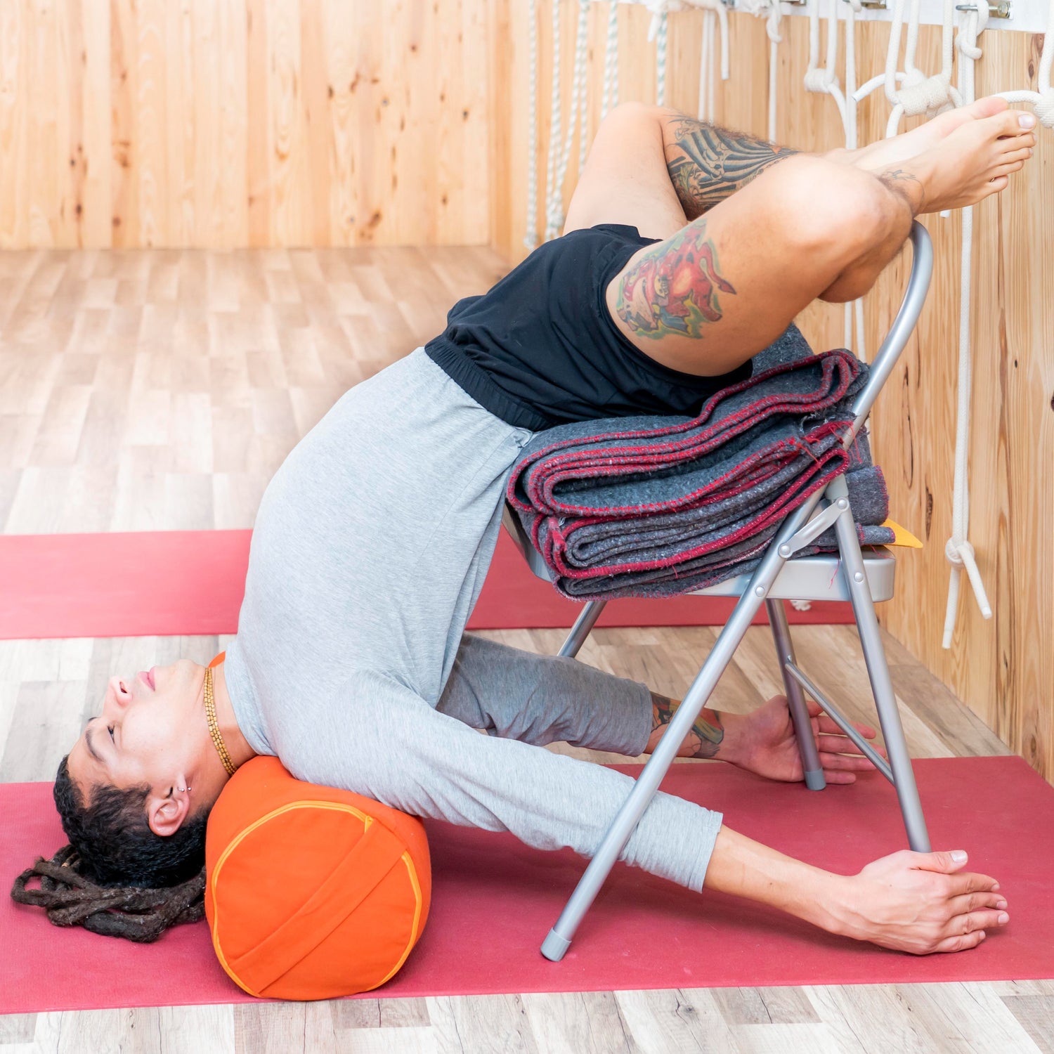 A Chair for Yoga: A Complete Guide to Iyengar Yoga Practice with a Chair -  Eyal Shifroni