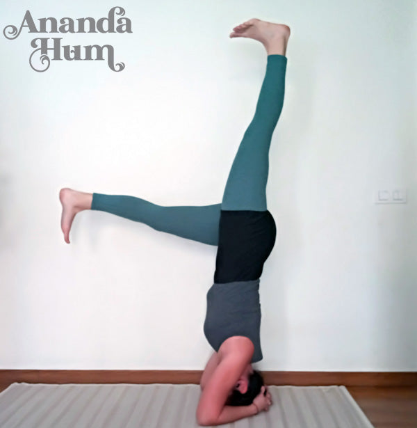 Short de yoga Pune Type pour femme - Teinture naturelle en coton biologique