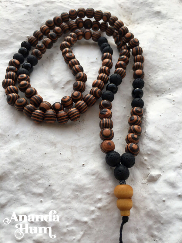walnut volvanic onyx beads mala
